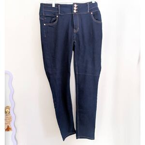D. Jeans Dark Wash Skinny Jeans 12